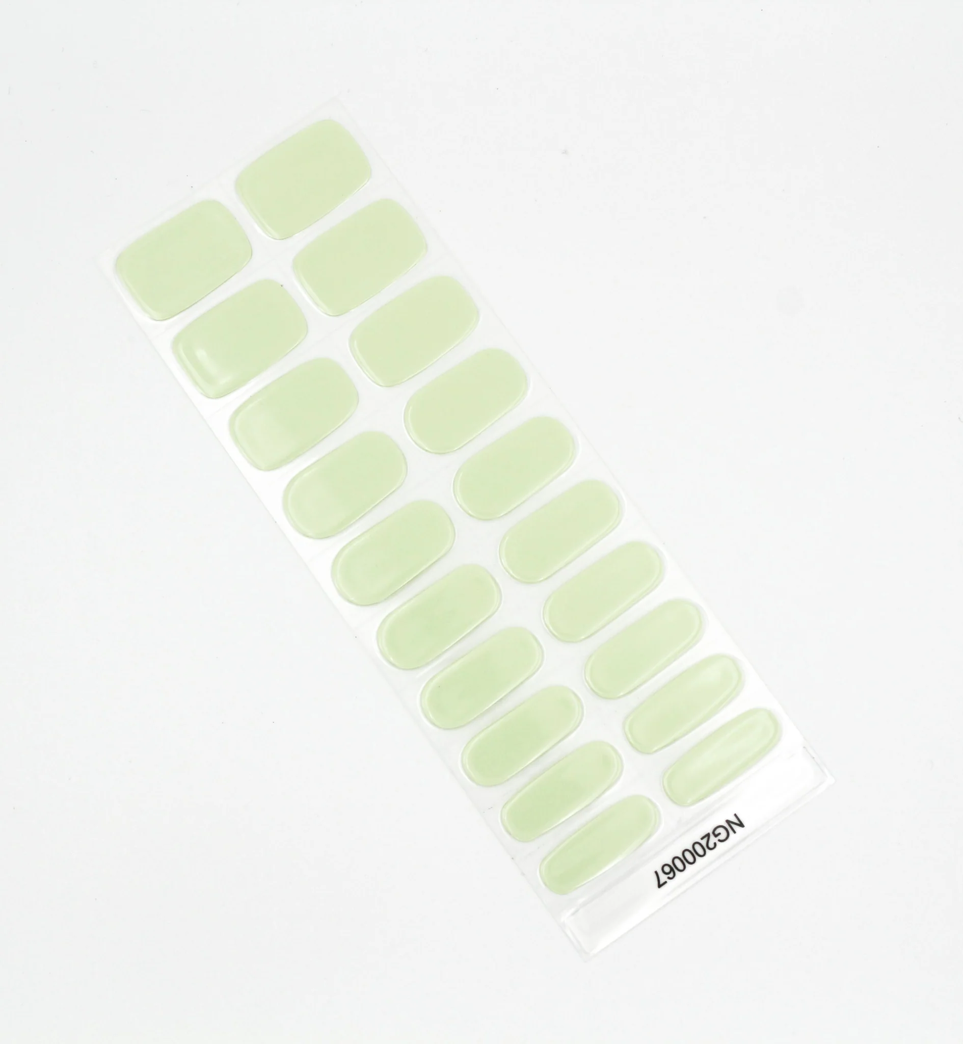 Sticker gel Real Nails per unghie perfette in pochi minuti, senza HEMA.