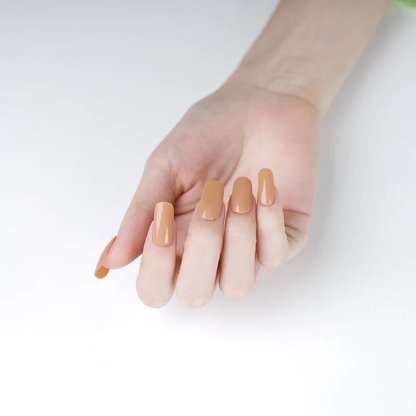 Sticker gel Real Nails per unghie perfette in pochi minuti, senza HEMA.