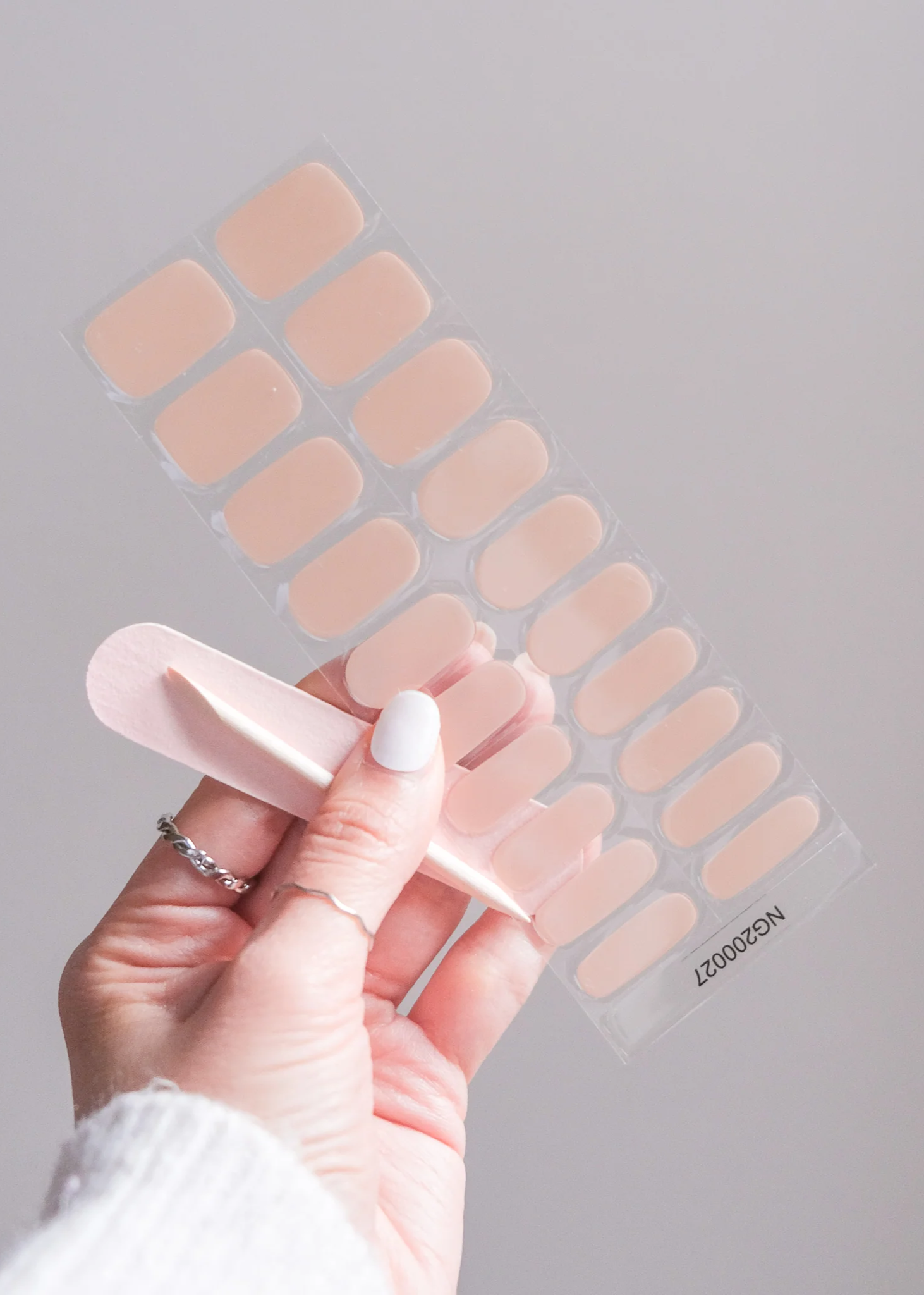 Sticker gel Real Nails per unghie perfette in pochi minuti, senza HEMA.